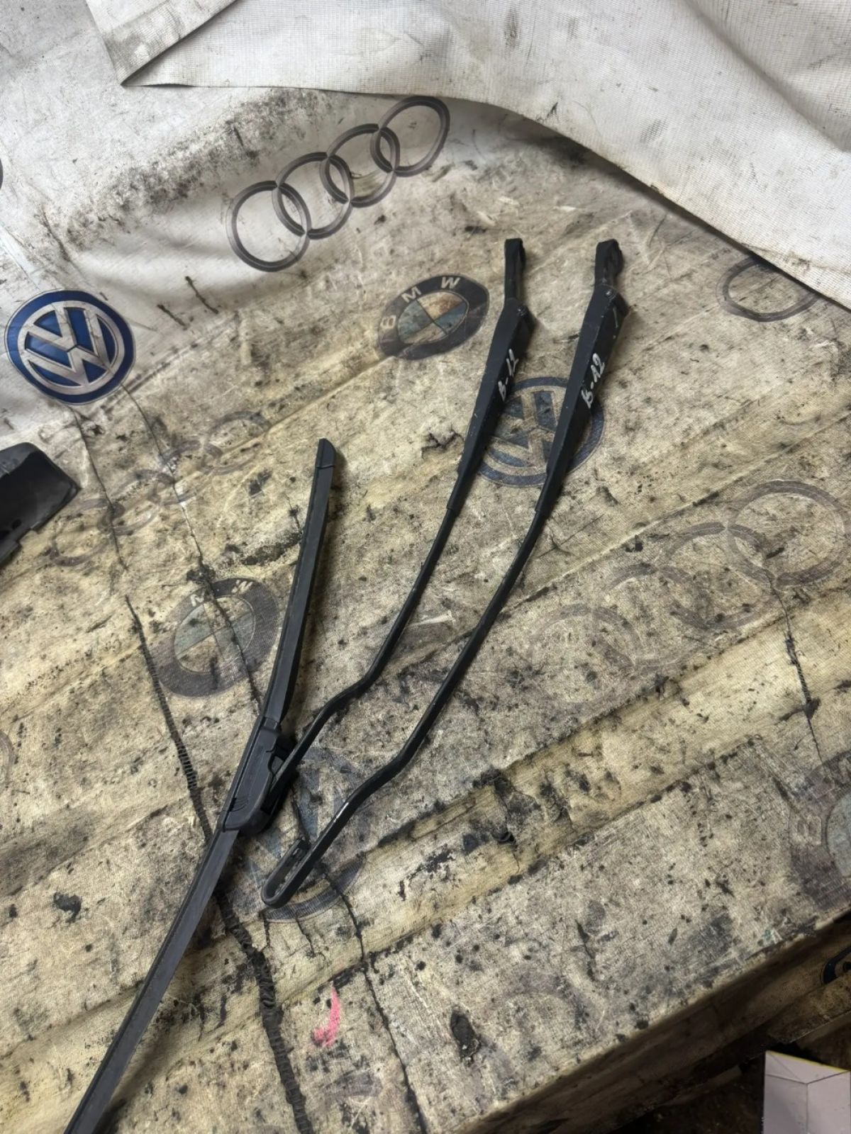 Поводок стеклоочистителя VWPassat B5, 1300 рублей, Малые Вязёмы