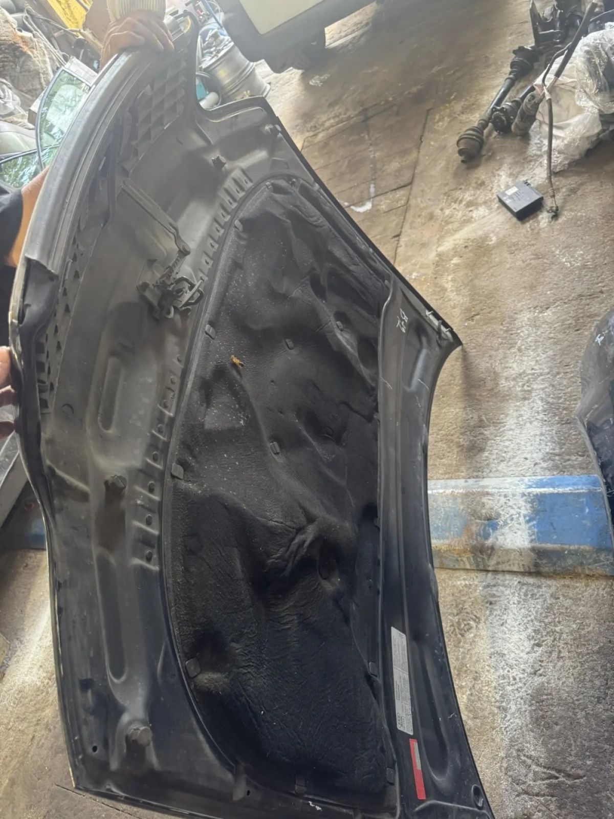 Капот в сборе Audi A6 C5 рестайлинг, 9500 рублей, Малые Вязёмы